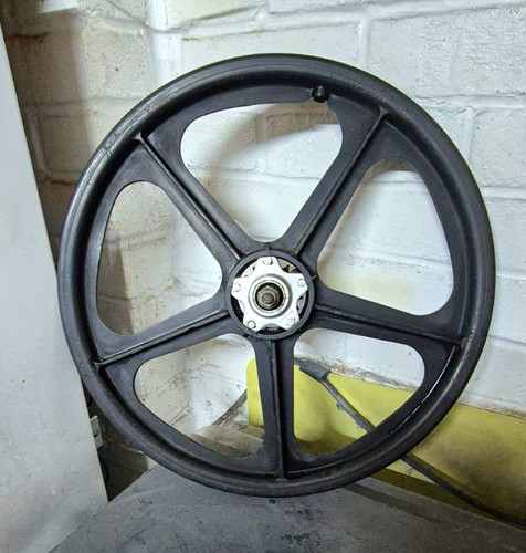 Orphan original alloy hubbed - alloy,
